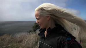 Sightseeing is on the agenda with Elsa today!